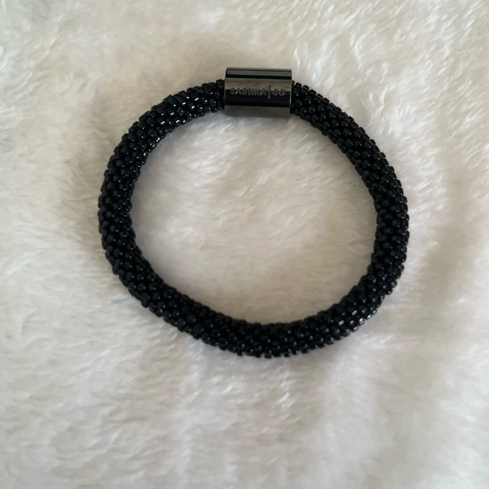 Elegant Sashka Black Beaded Bracelet